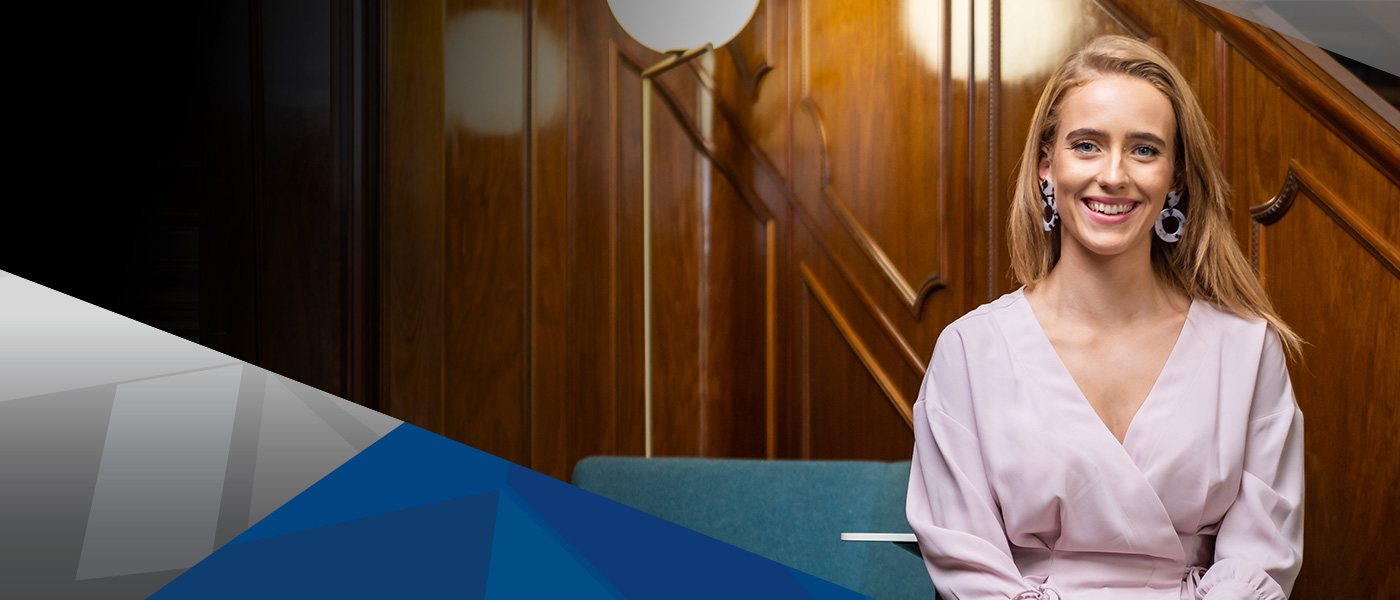 Study Bachelor of Laws (Honours), Bachelor of Psychology at the