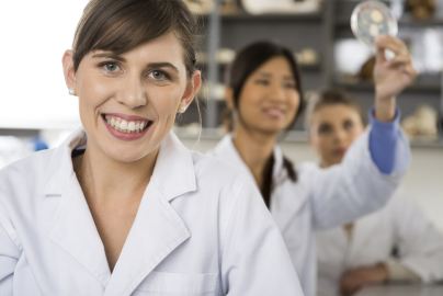 Nutrition and Food Sciences students in the biology lab